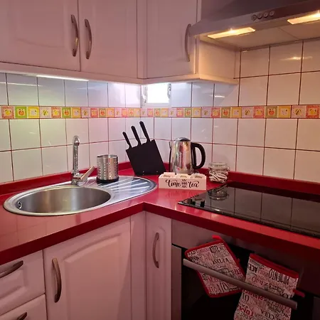 Oceanfront Apartment *