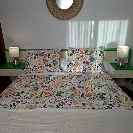 Oceanfront Apartment * El Pris