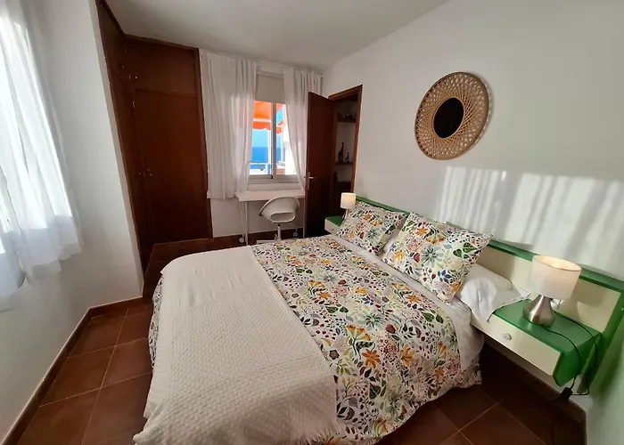 Appartement Oceanfront With Terrace *