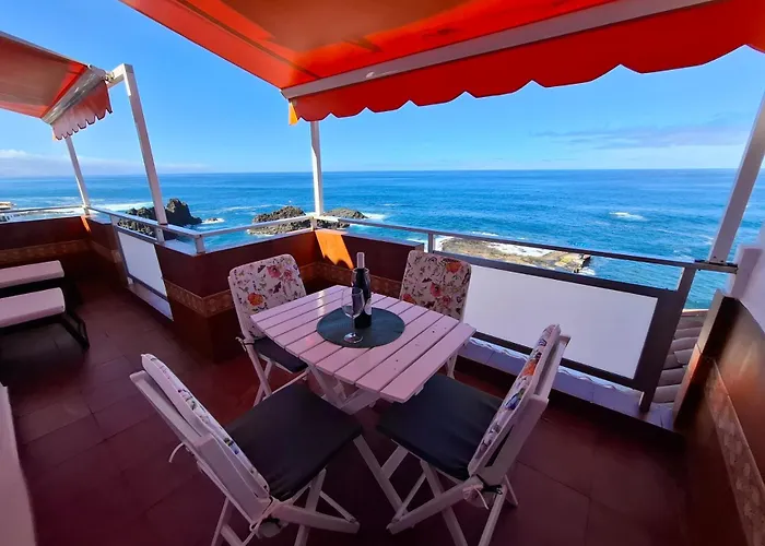 Apartman Oceanfront With Terrace El Pris